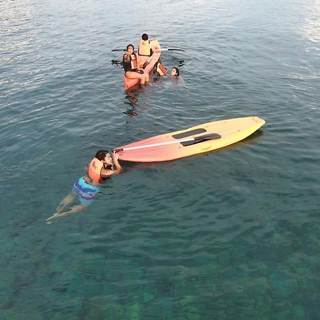 Catarman  Seaside Traveler'S Inn By Camiguin Island Home מראה חיצוני תמונה