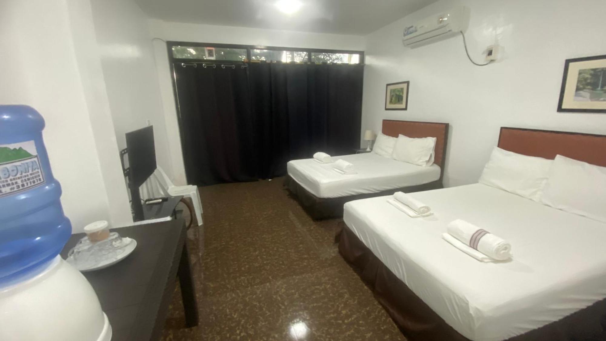 Catarman  Seaside Traveler'S Inn By Camiguin Island Home מראה חיצוני תמונה
