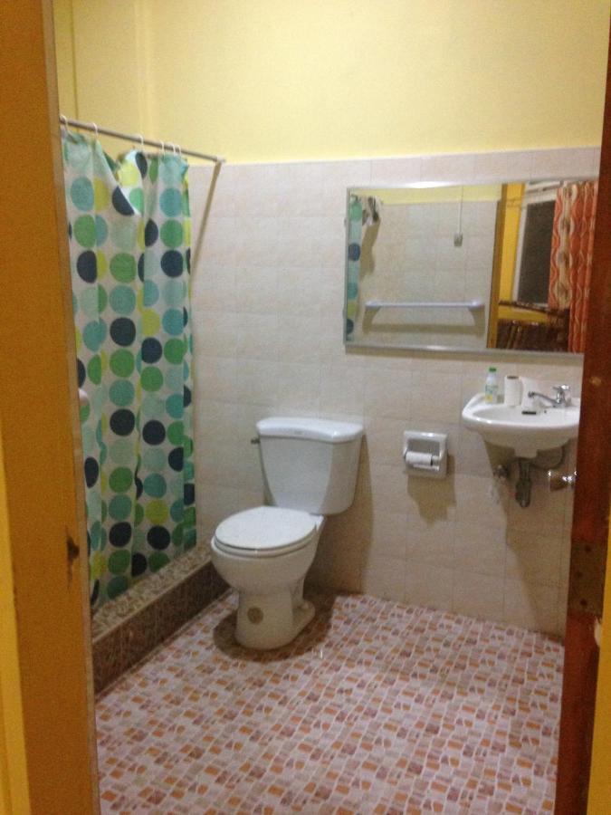 Catarman  Seaside Traveler'S Inn By Camiguin Island Home חדר תמונה